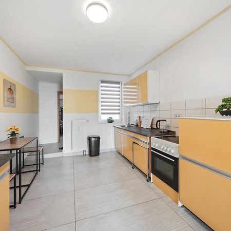 Wohnung Stadtrand, 4 Personen, Nahe Bahnhof Und See Halberstadt Buitenkant foto
